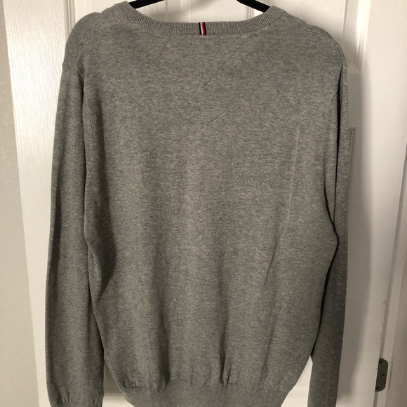 Mens Size Large Grey Tommy Hilfiger Sweater - Picture 4 of 4